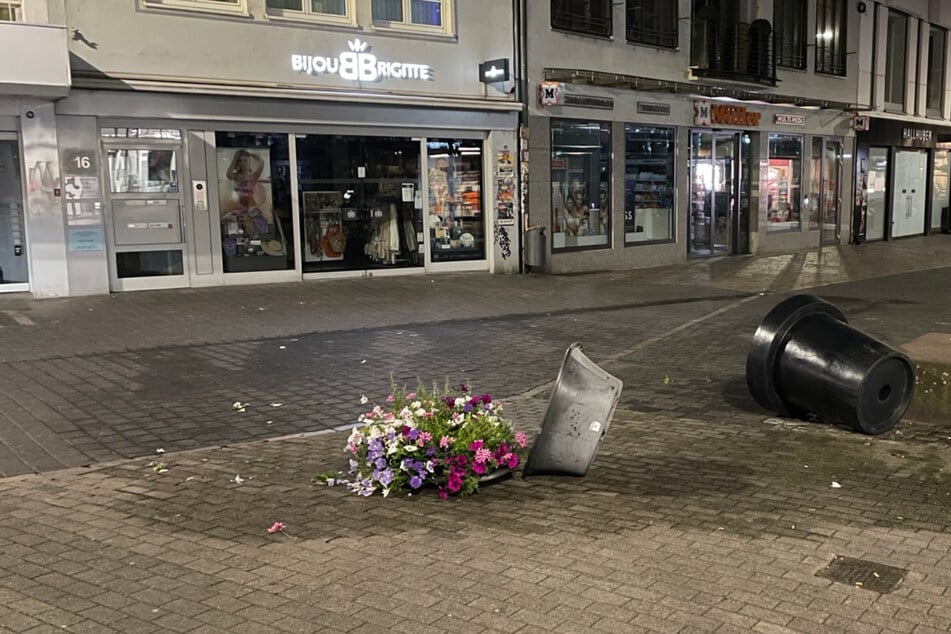 Fußgängerzone von Trier komplett verwüstet: Polizei schnappt Tatverdächtige!