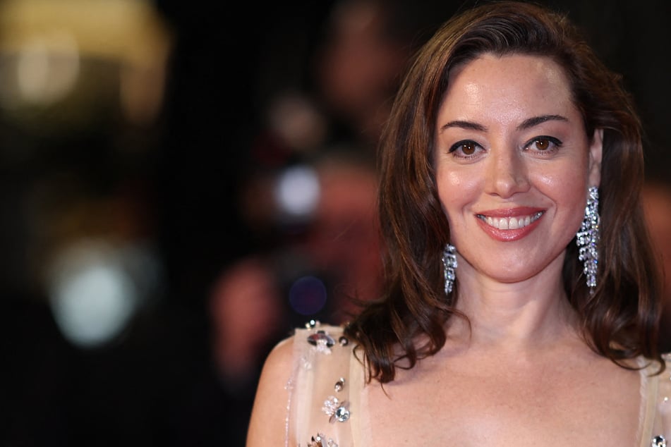 Aubrey Plaza hits the red carpet for the first time since husband's death
