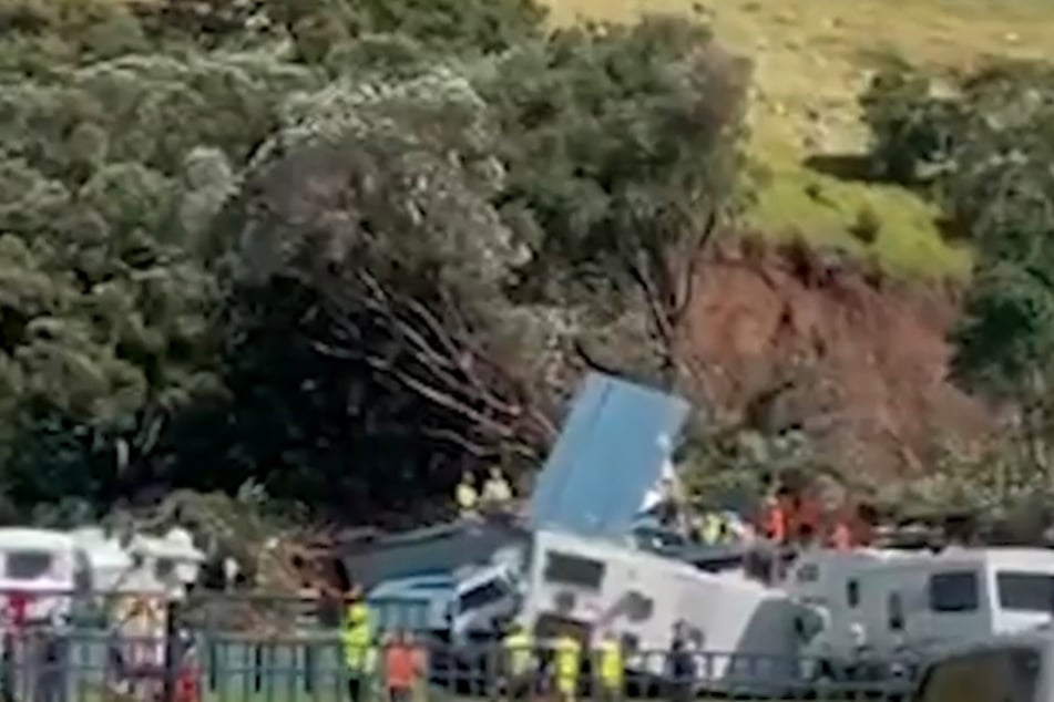 Traurige Entdeckung nach Erdrutsch: Leichenteile auf Campingplatz gefunden