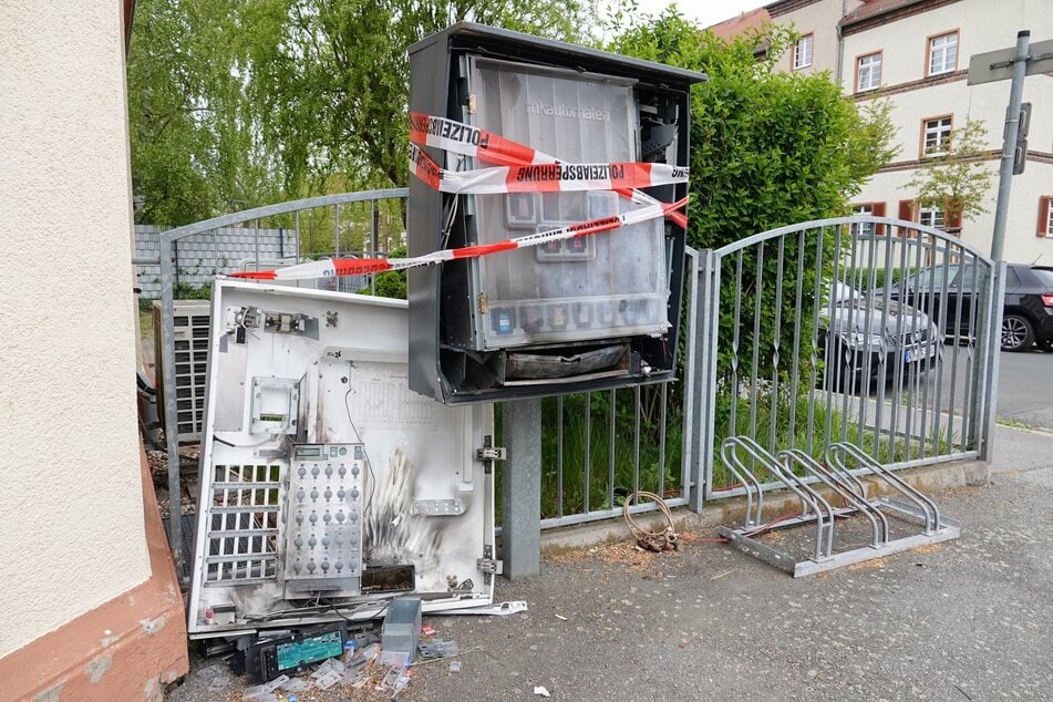 Dresden: Bumm! Dresdner Kippenautomat gesprengt