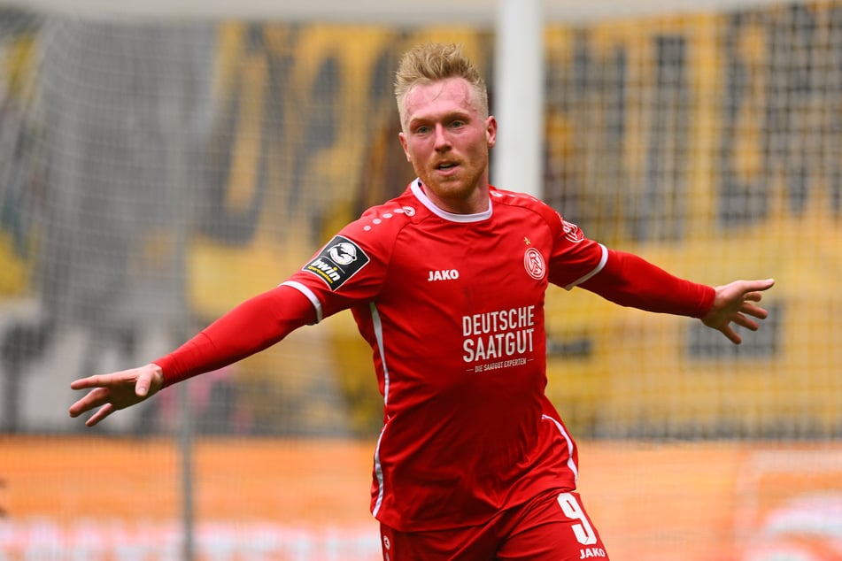 Ron Berlinski (31, hier im Essen-Trikot) soll künftig für den CFC kräftig Tore schießen.