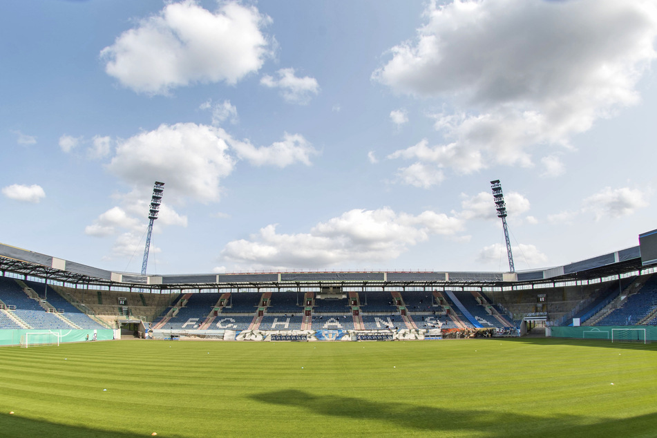 Das Ostseestadion in Rostock fasst normalerweise bis zu 30.000 Fans.