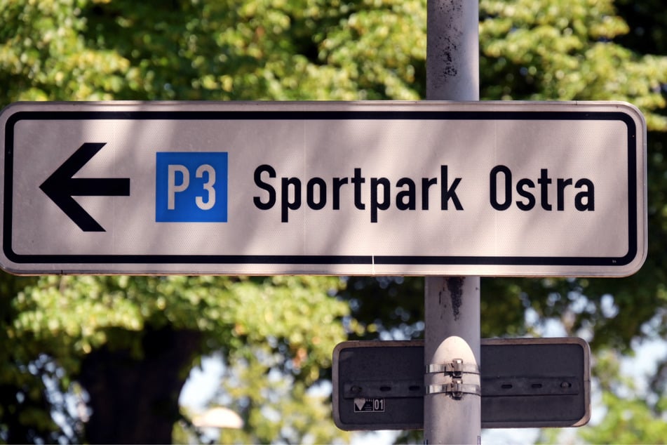 Bisher galt der Gratis-Parkplatz am Ostragehege als Geheimtipp unter Autofahrern.