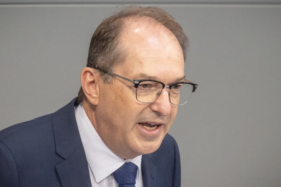 Alexander Dobrindt (46, CSU) lieferte sich bei "Maybrit Illner" ein Wortgefecht.