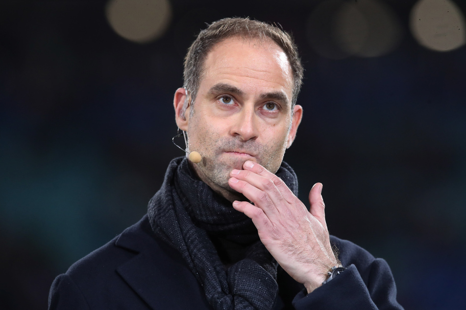 Auch alle Trainer und die Geschäftsführung, inklusive Oliver Mintzlaff (44), verzichten auf Teile ihres Gehalts.
