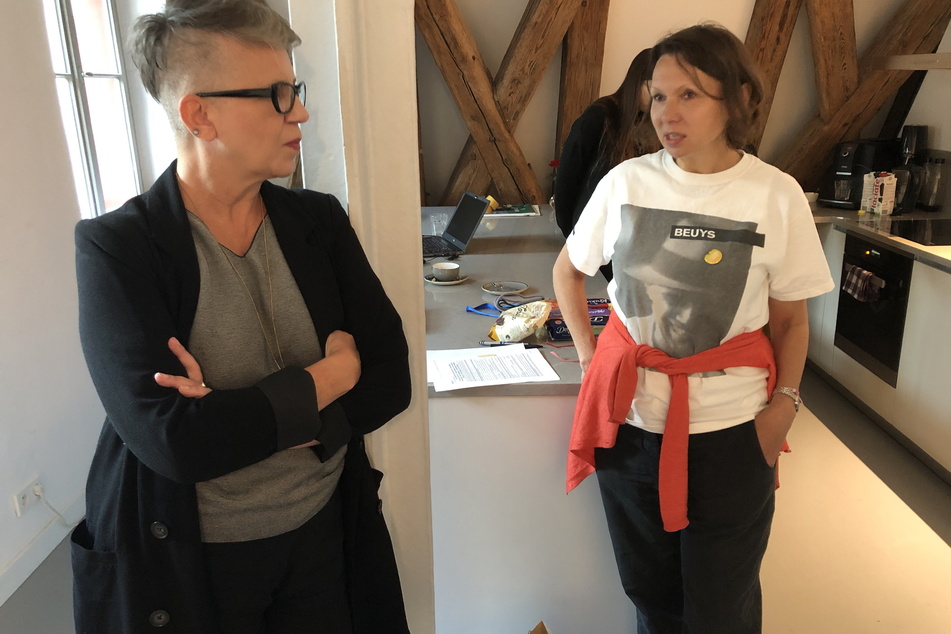 Im Kunsthaus Openheim berichteten Agnieszka Kubicka-Dzieduszycka (55) und Viola Wojnowski (56), wie die Kulturhauptstadt ihre Arbeit prägt.