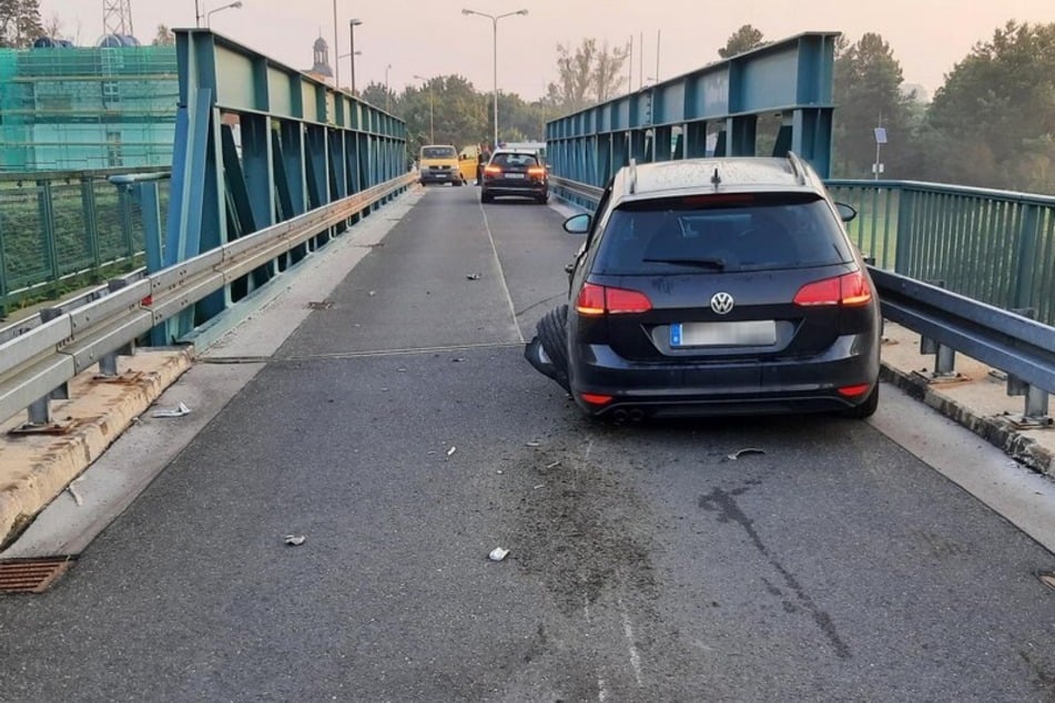 Auf der Brücke nach Polen versuchte die Bundespolizei, den Audifahrer zu stoppen. Dabei kam es zu einem Unfall.