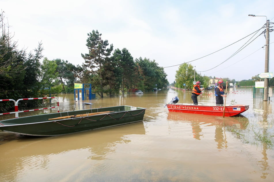 Nach dem Hochwasser hätten Berichten zufolge Plünderungen in Polen stattgefunden. Dagegen will die Regierung jetzt vorgehen.