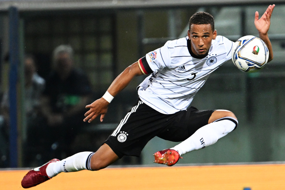 Deutscher Nationalspieler könnte in die Premier League wechseln!