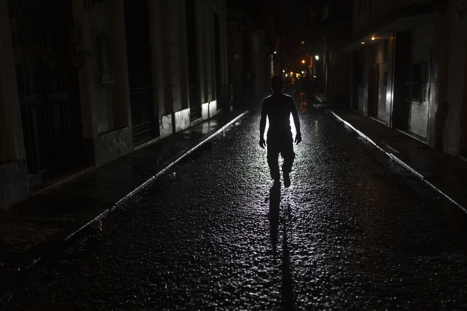 Laut Grünen fühlen sich viele Frauen im öffentlichen Raum unsicher, vor allem nachts. (Symbolfoto)