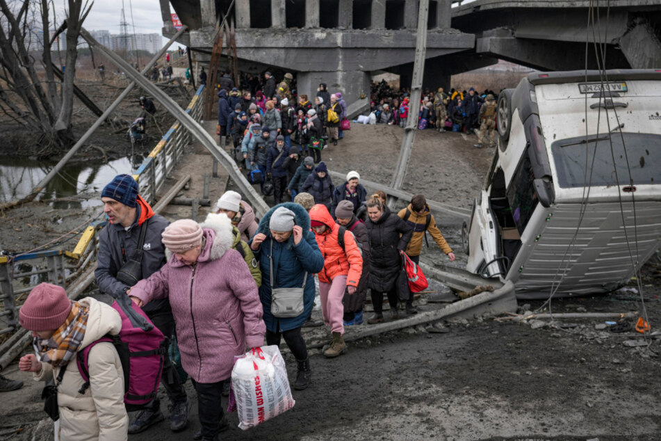 Die Evakuierung der belagerten Hafenstadt Mariupol ist am Sonntag nach Angaben des Kreml erneut gescheitert.