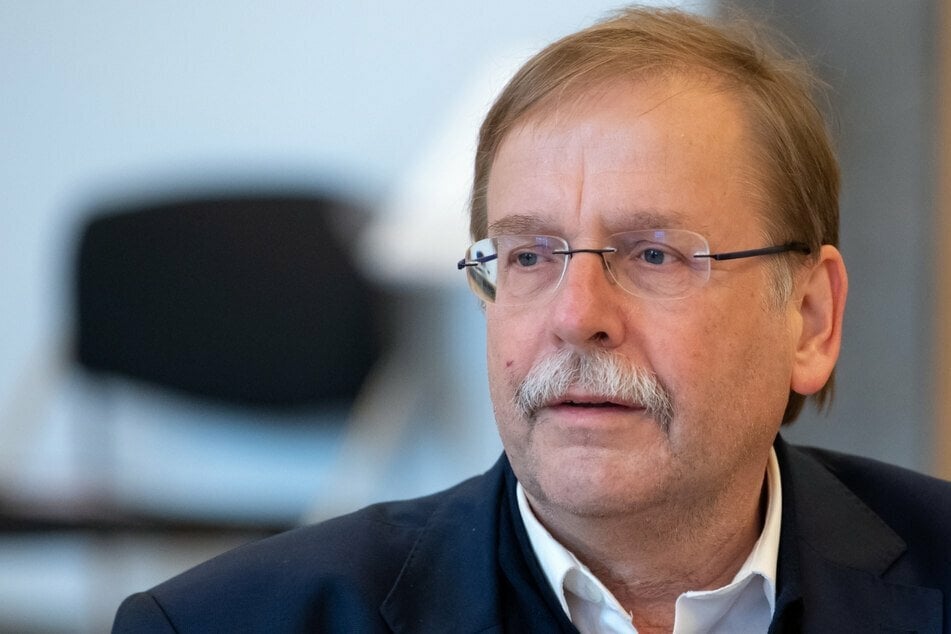 Vizepräsident Rainer Koch (62) bezeichnet Ablösesummen durch den DFB für einen Nationaltrainer als "unmoralisch". (Archiv)