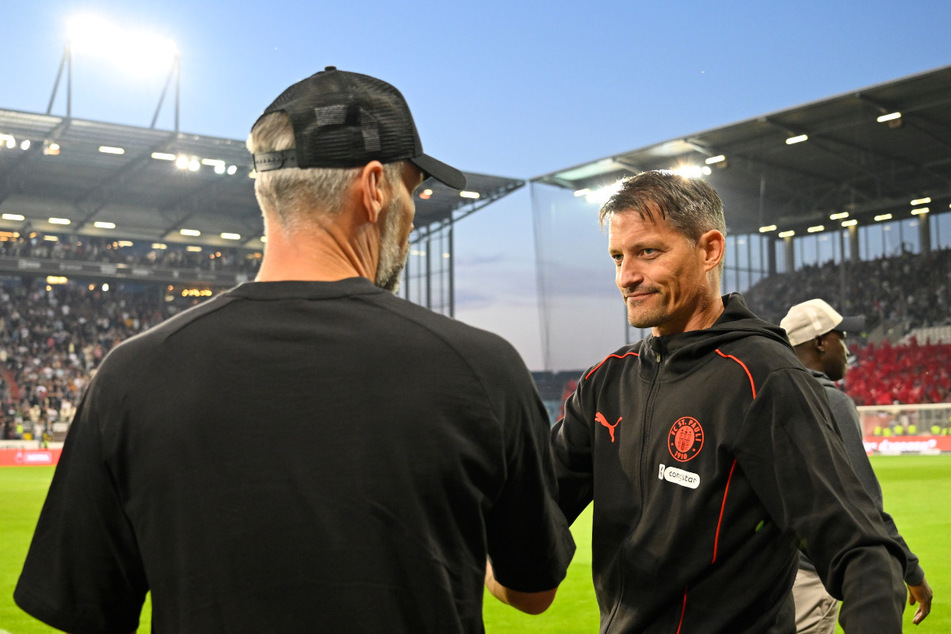 RB-Coach Marco Rose (48, l.) und FCSP-Trainer Alexander Blessin (51).