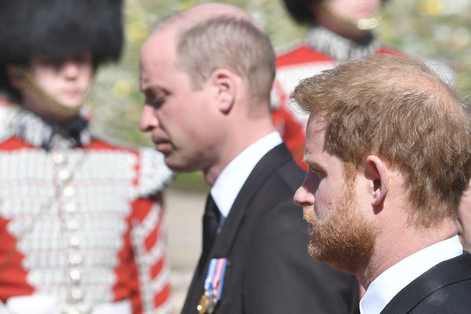 Relations between Prince William (l.) and Prince Harry have reportedly been tense since the Oprah tell-all interview.