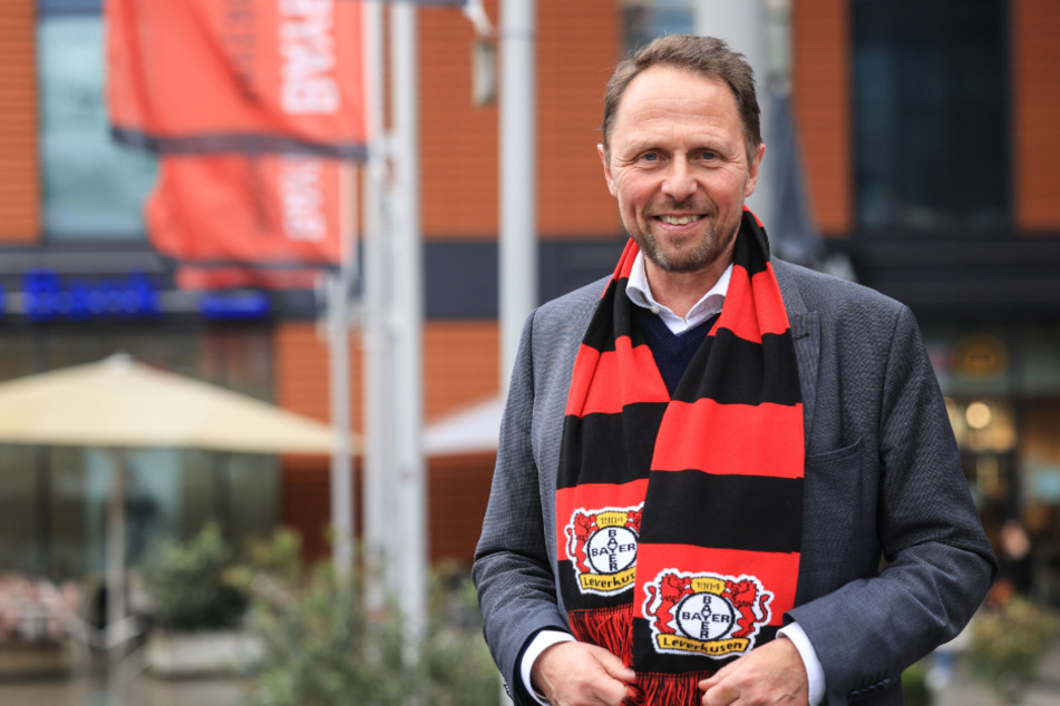 Leverkusens Bürgermeister Uwe Richrath träumt bereits von der Meisterfeier.