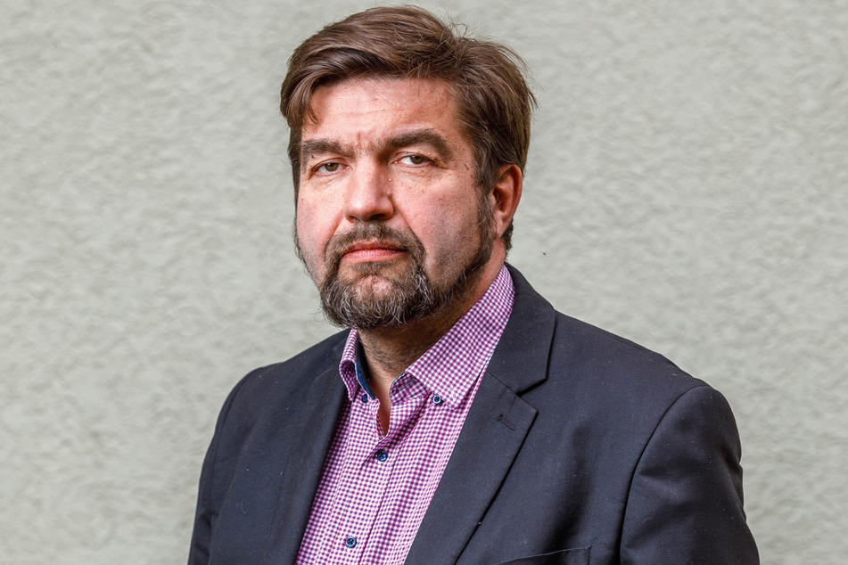 Die Linke um Stadtrat Jens Matthis (55) will die ÖPNV-Preiserhöhung stoppen.