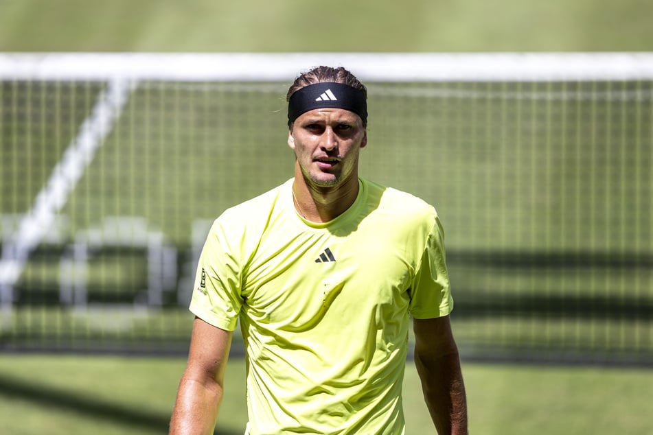 Das Erstrundenmatch von Alexander Zverev (28) musste wegen eines Zwischenfalls auf der Tribüne unterbrochen werden.