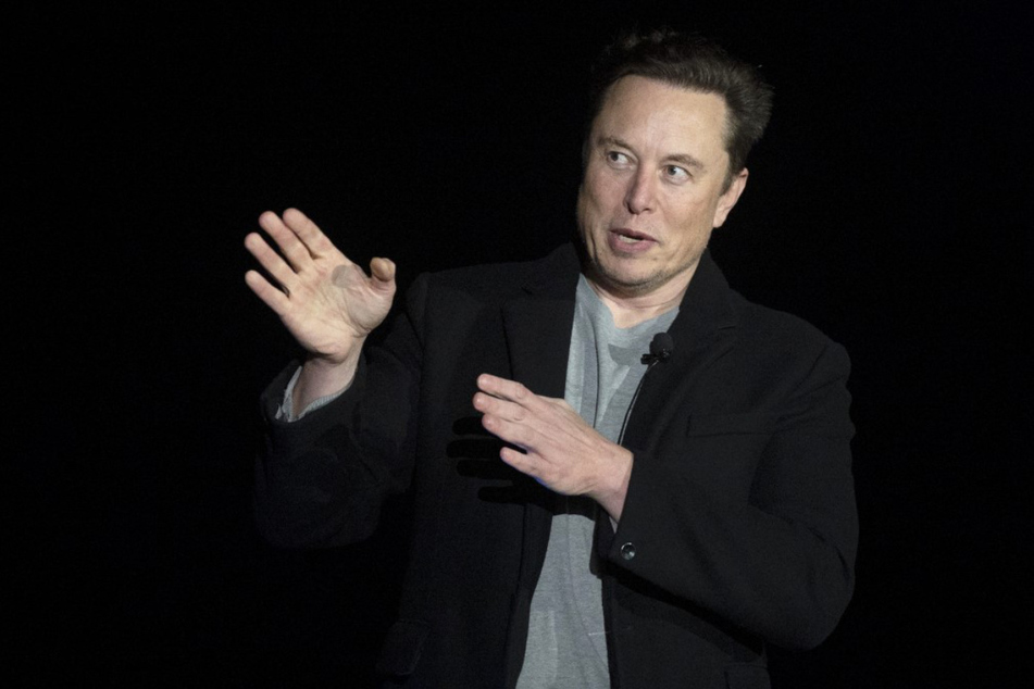 Elon Musk is not getting praise from his dad.