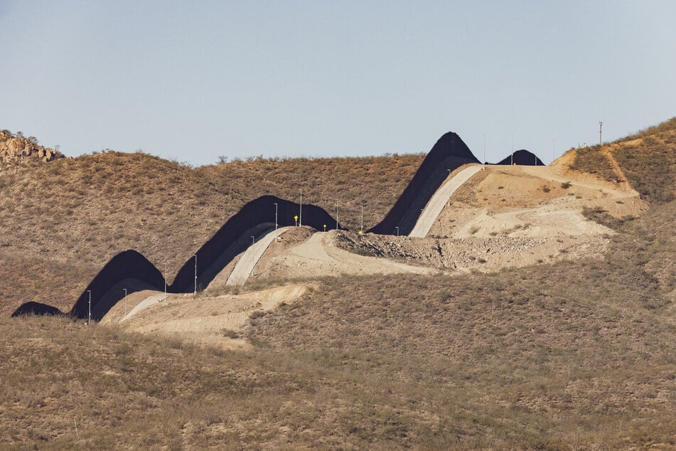 Mit dem Bau der Mauer an der Grenze zu Mexiko startete Trump bereits zu seiner ersten Amtszeit, jetzt will er das teure Vorhaben beenden.