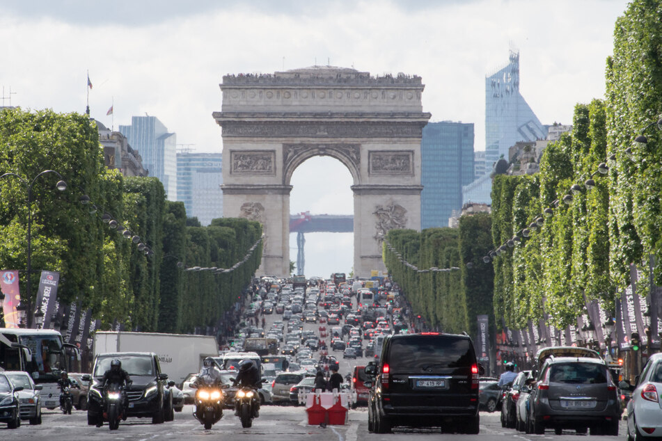Der Pariser Taxifahrer soll 71 Kunden betrogen haben. (Symbolbild)
