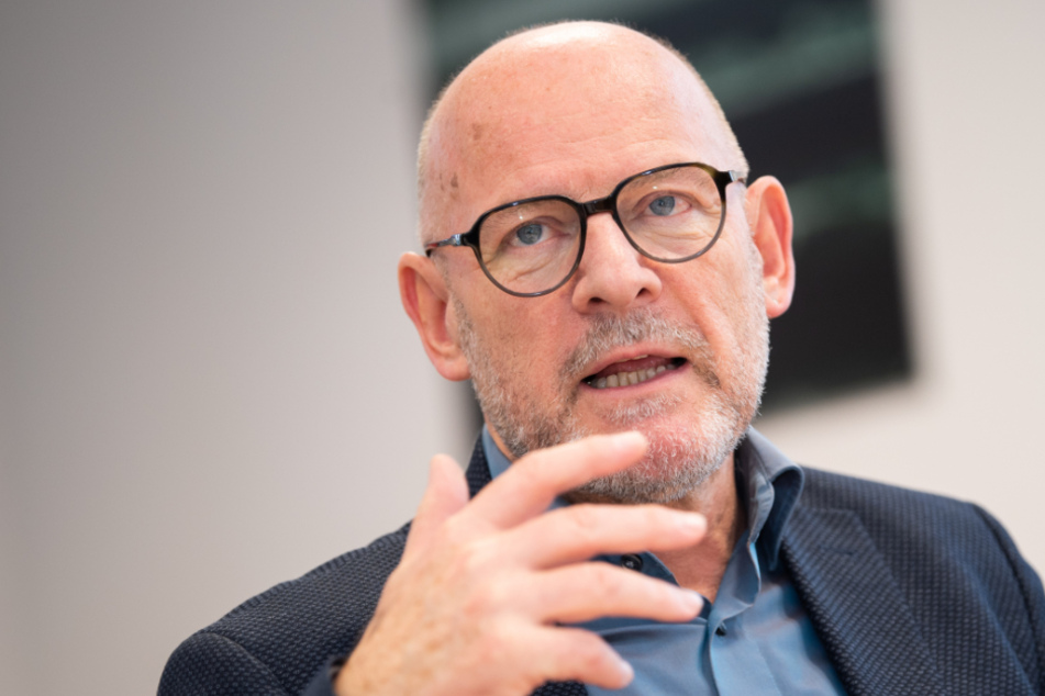 Baden-Württembergs Verkehrsminister Winfried Hermann (67, Grüne).