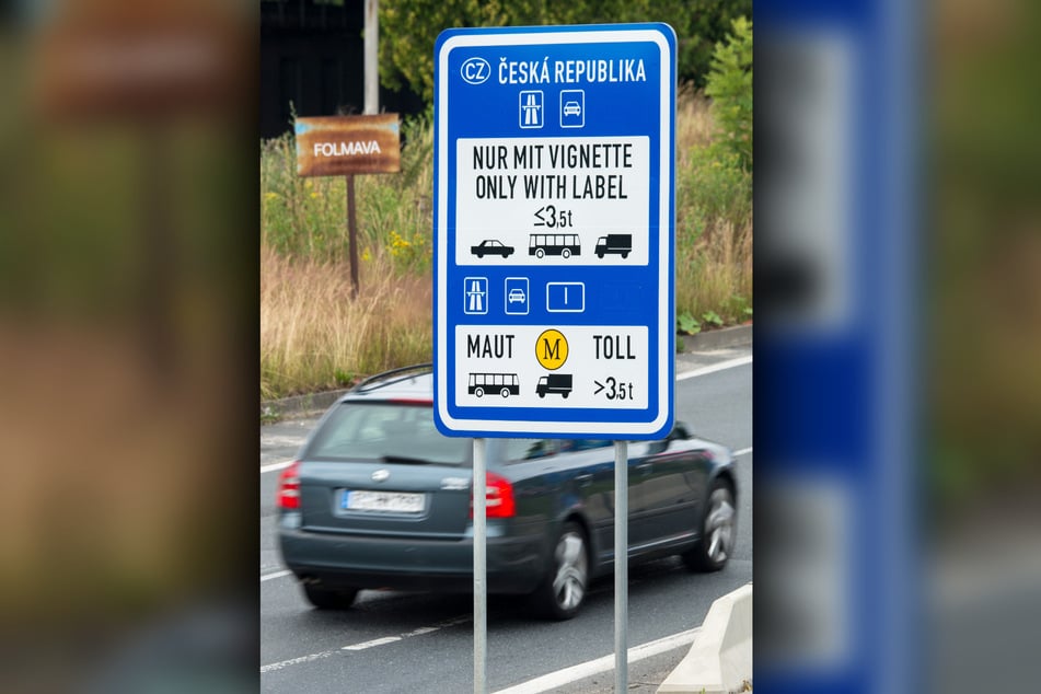 Auf tschechischen Autobahnen und Schnellstraßen müssen Autofahrer Mautvignetten kaufen.
