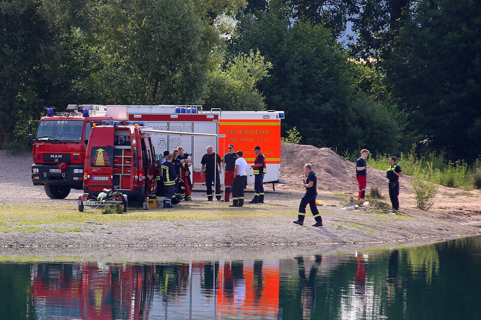 Nach einem tragischen Unfall an einem Badesee in Göttingen wurden die polizeilichen Maßnahmen nun beendet.