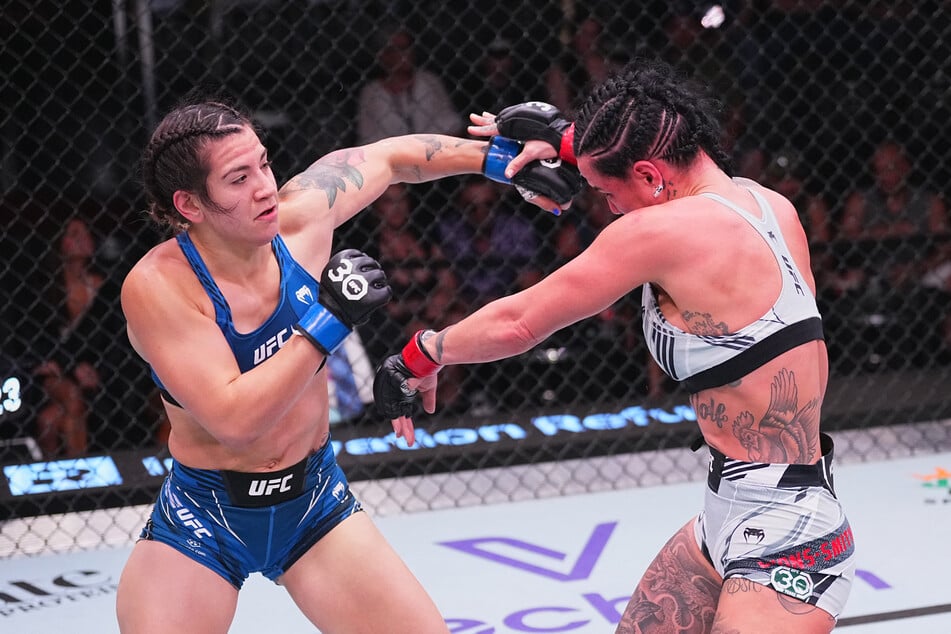 Aktuell belegt Ailín Pérez (29, l.) den 15. Platz der UFC-Rangliste im Bantamgewicht der Frauen.