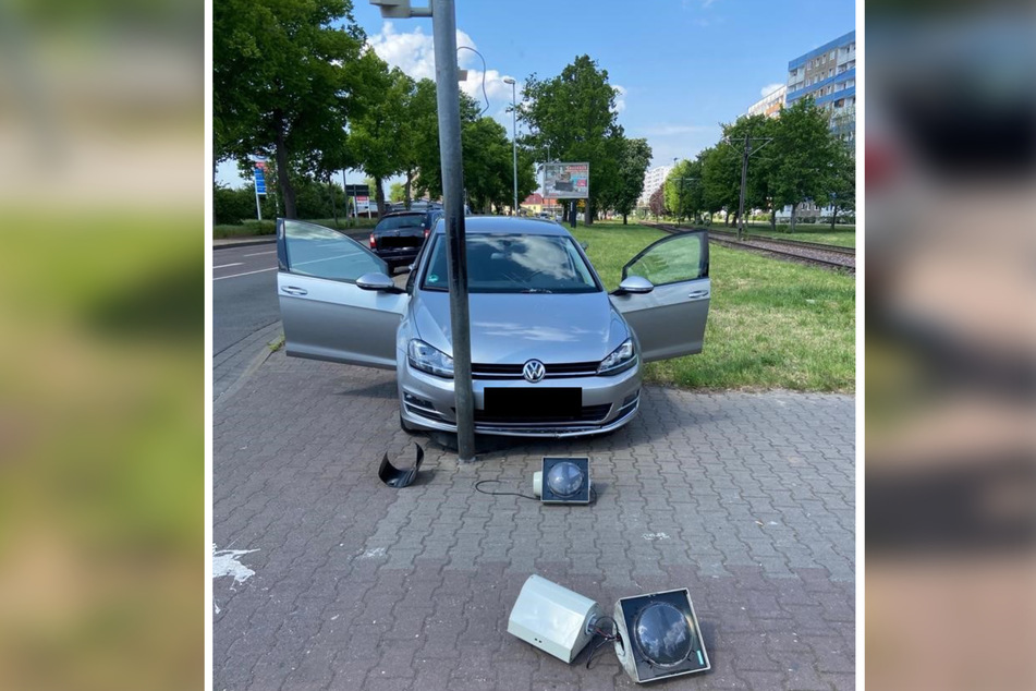 Der Autofahrer gab an, aufgrund eines medizinischen Problems die Kontrolle über das Auto verloren zu haben.