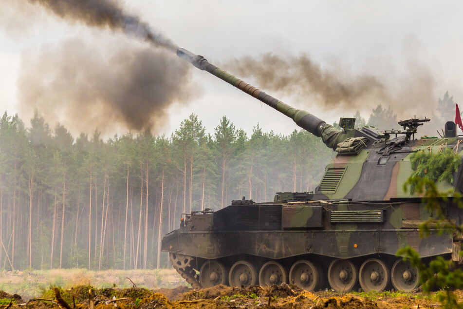 Hochmodern und Präzise: Ukraine bekommt "Panzerhaubitze 2000"