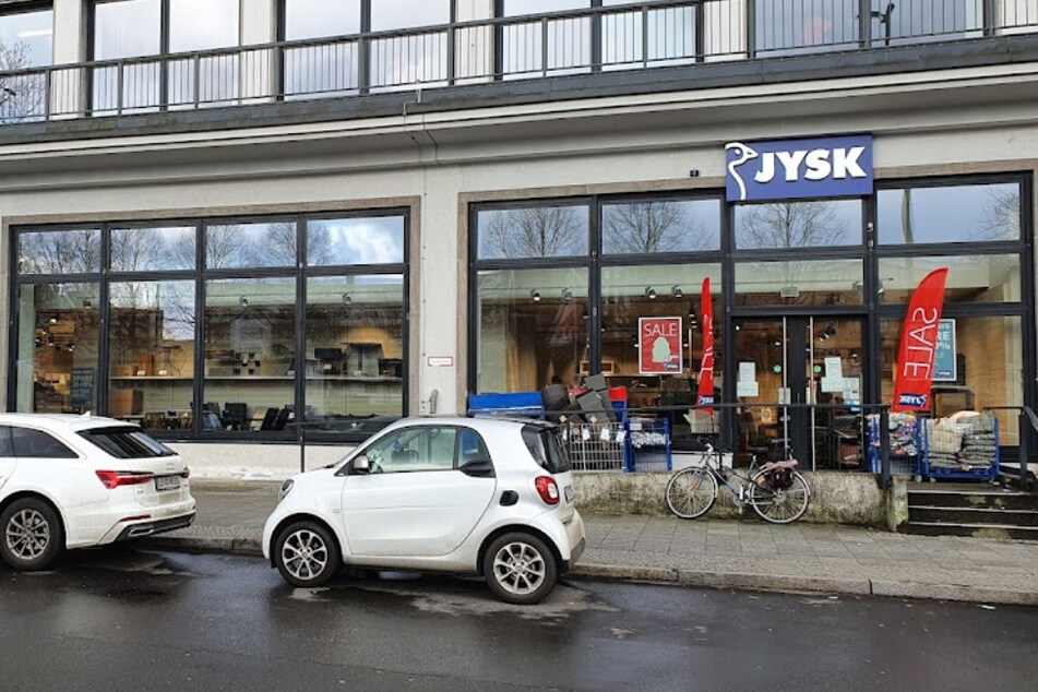 Was machen diese Wichtel in BerlinCharlottenburg?