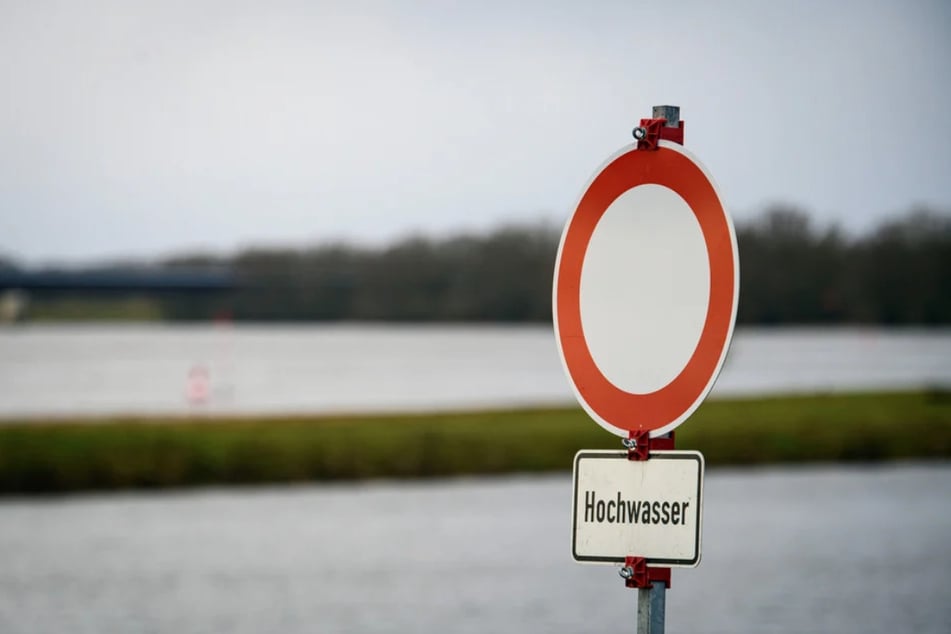 Wegen neuen Regenfällen könnte sich die Hochwasserlage in Teilen Thüringens zuspitzen. (Symbolfoto)