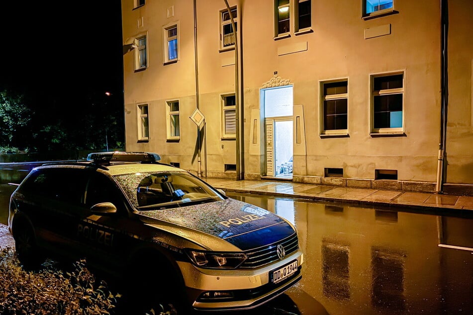 Die Bluttat spielte sich in einem Mehrfamilienhaus in der Wettinerstraße in Aue-Bad Schlema ab.