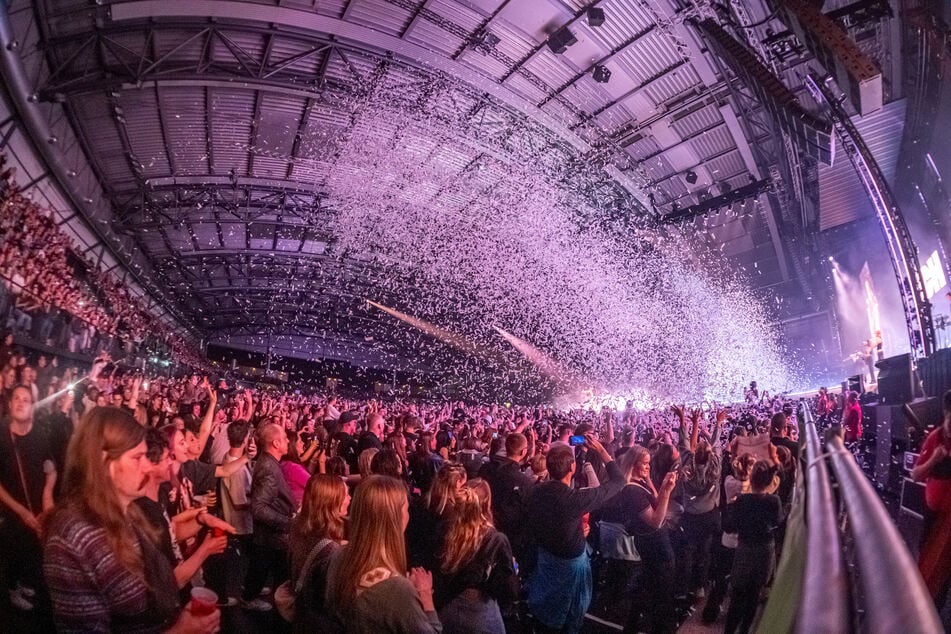 Ihre erste Arena-Tour und dann direkt ein ausverkauftes Haus.