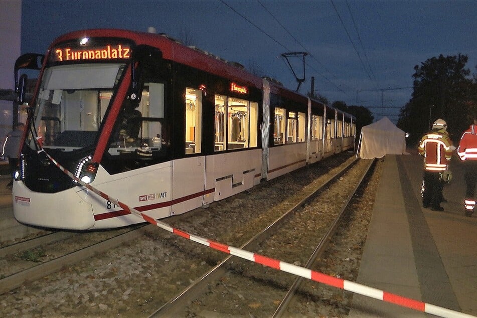 Tödlicher Unfall in Erfurt: Frau von Straßenbahn erfasst