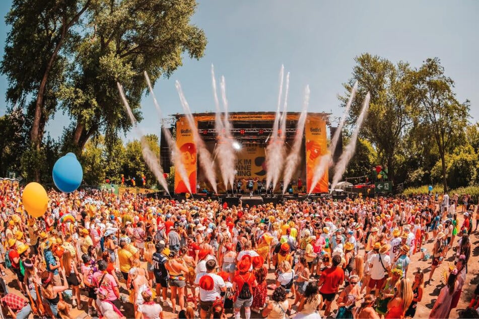 Beim "Jeck im Sunnesching" in Haltern treffen Karneval-Hits auf Sommer-Feeling und ausgelassene Party-Stimmung. (Archivfoto)