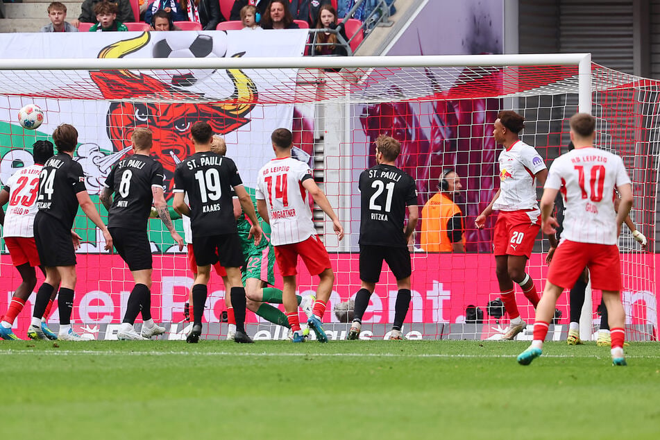 Eine Ecke führte zum 2:0. Torschütze war Willi Orban.