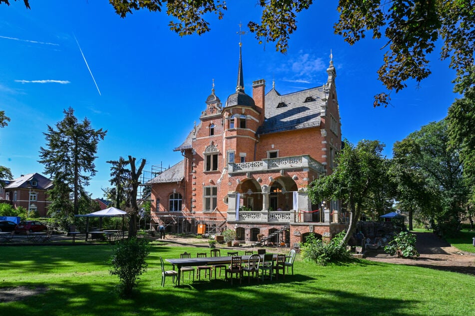 Die Villa Kolbe in Radebeul wird nach jahrelangem Leerstand aus dem Dornröschenschlaf wachgeküsst.