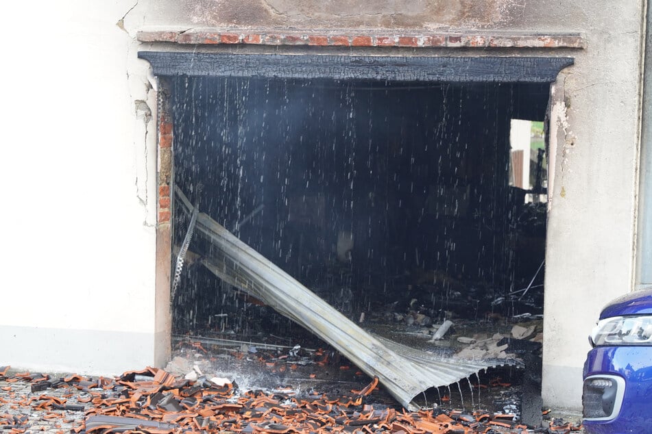 In dieser Garage brach das Feuer aus.