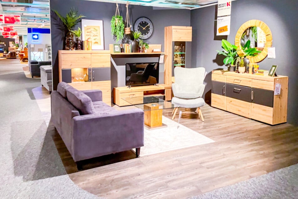 Möbel Kraft begeistert am Sonntag (7.12.) mit Sonderöffnung und Advents-Deals