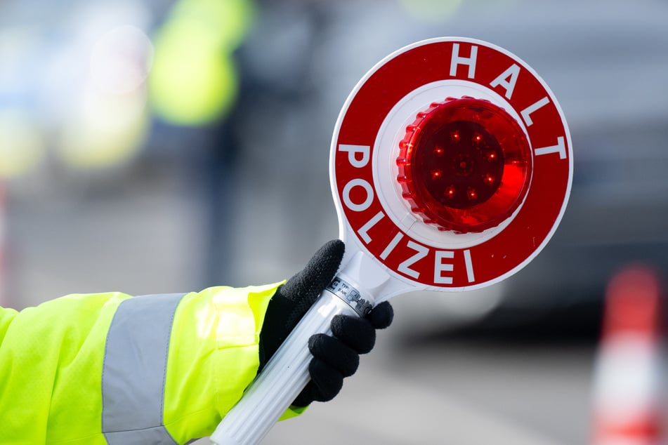 Die Polizei stellte bei der Kontrolle in Heidenau einige Straftaten fest. (Symbolfoto)