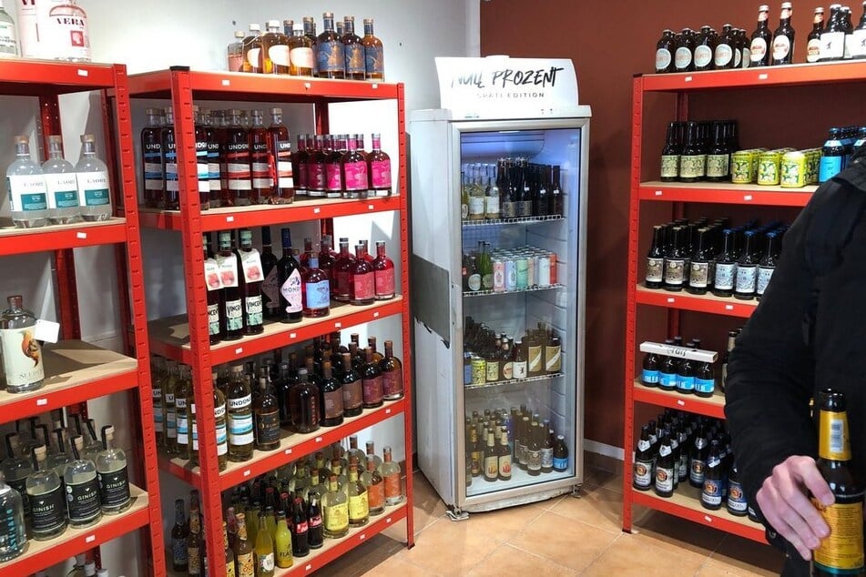 In Berlin-Pankow schoss ein Unbekannter in der Nacht zu Sonntag auf einen 24-jährigen Kiosk-Inhaber. (Symbolfoto)