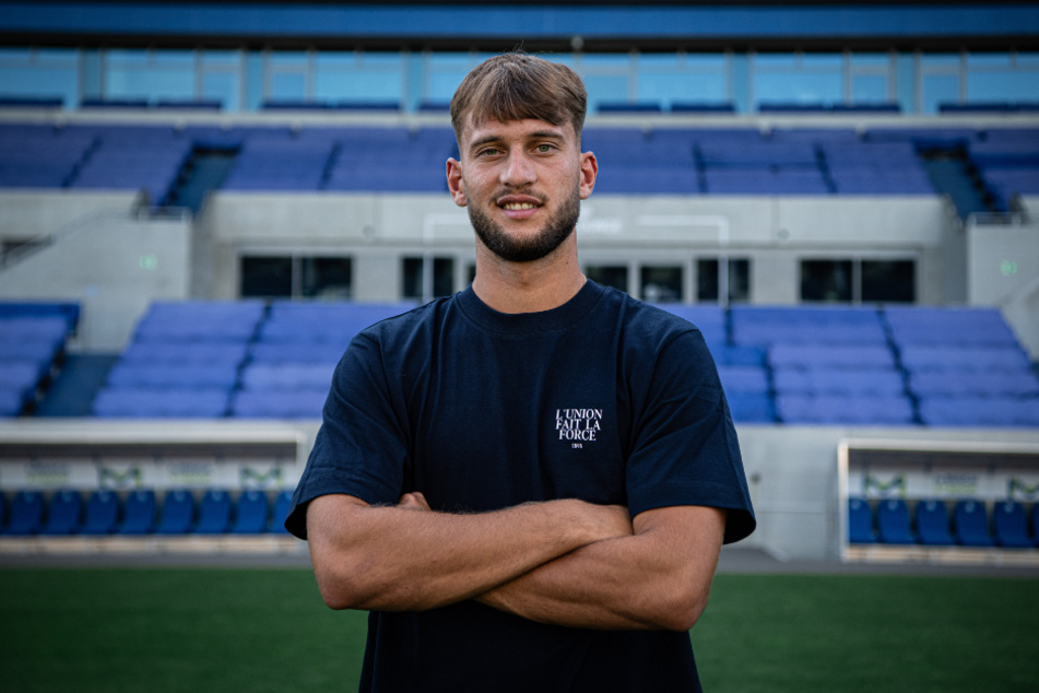 Der Franzose Killian Corredor (23) geht ab sofort für den SV Darmstadt 98 auf Torejagd.