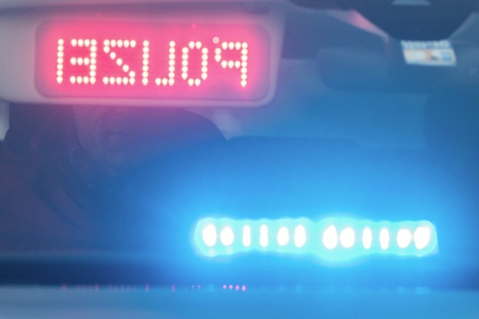 In nur einer Nacht: Gleich zwei Autofahrer liefern sich Verfolgungsjagden mit Polizei