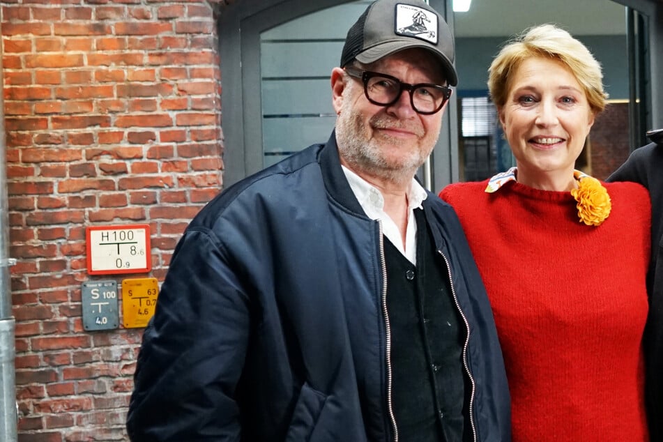 "Großstadtrevier" erobert die Bühne: TV-Star Saskia Fischer schreibt eigenes Theaterstück