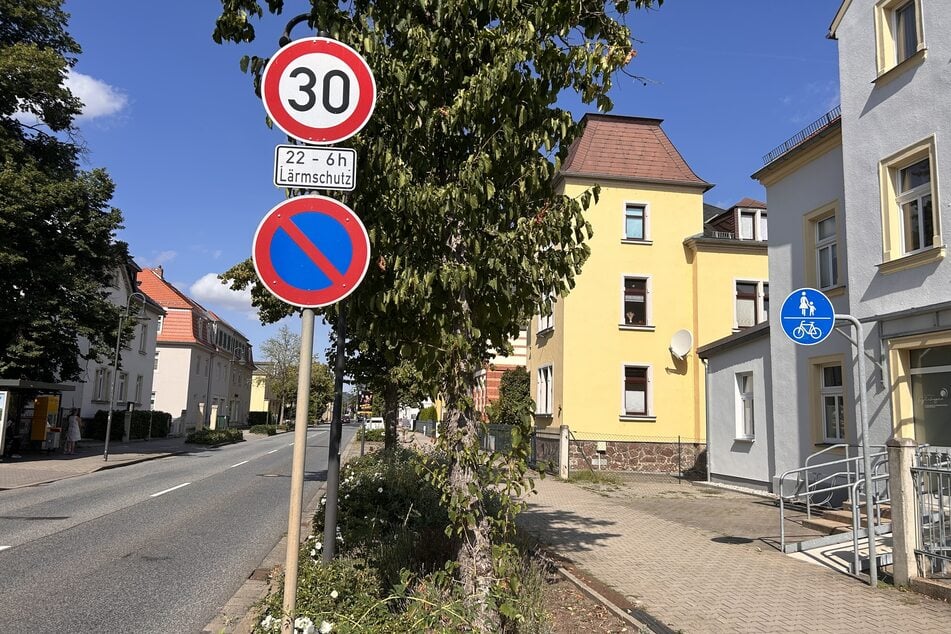 Normalerweise gilt hier Tempo 50, nicht so zwischen 22 und 6 Uhr.