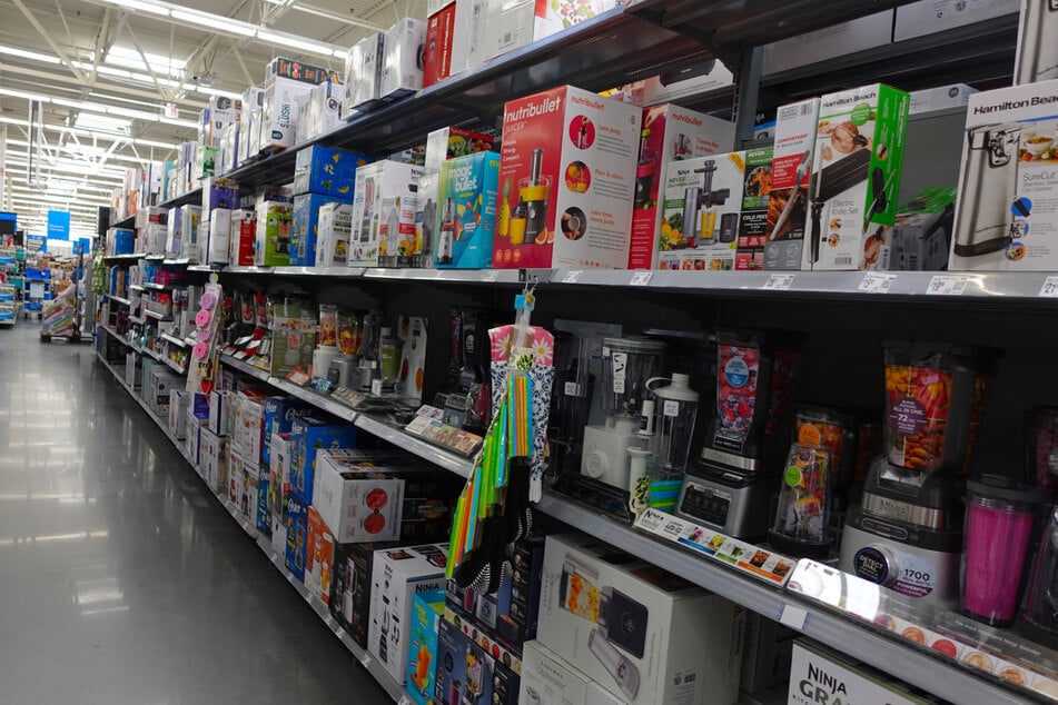 Shoppers are rushing in to take advantage of Walmart's latest crazy deals