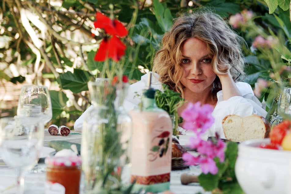 Mit ihrem neuen Album "Sehnsucht": Annett Louisan kommt nach Halle und Ihr könnt Tickets gewinnen