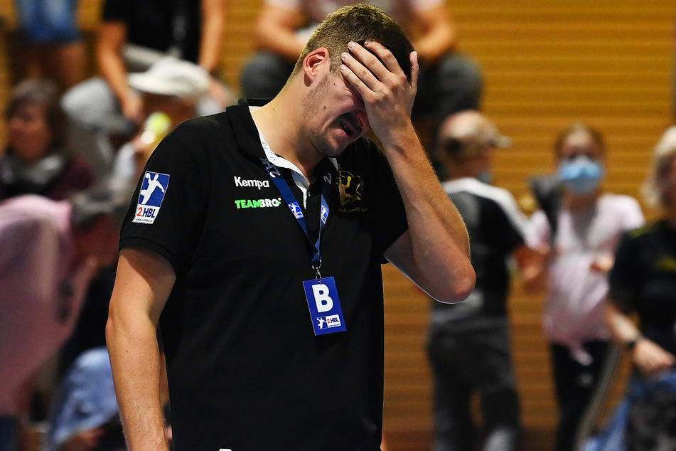 HCE-Chefcoach Rico Göde konnte in der Schlussphase nicht mehr hinsehen.