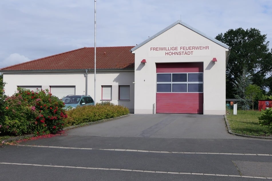 Das Gebäude der Feuerwehr in Hohnstädt, einem Ortsteil von Grimma, lag im Fokus der Einbrecher.